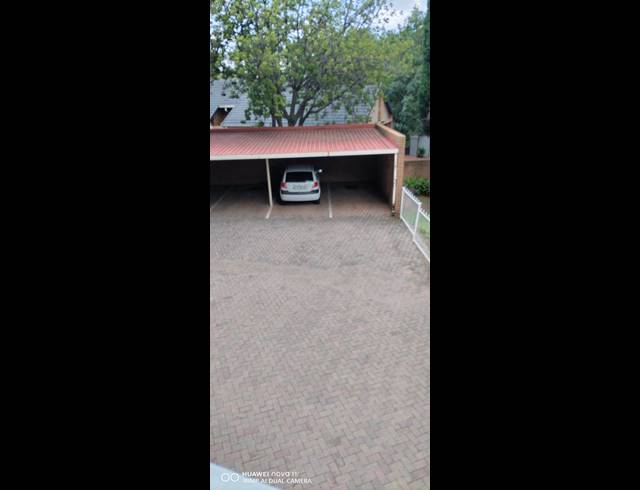 1 bed property to rent in CONSTANTIA PARK